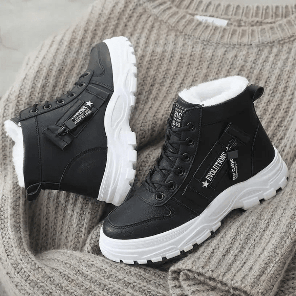 Linnea | Women's Faux Fur Lined Lace-Up Boots