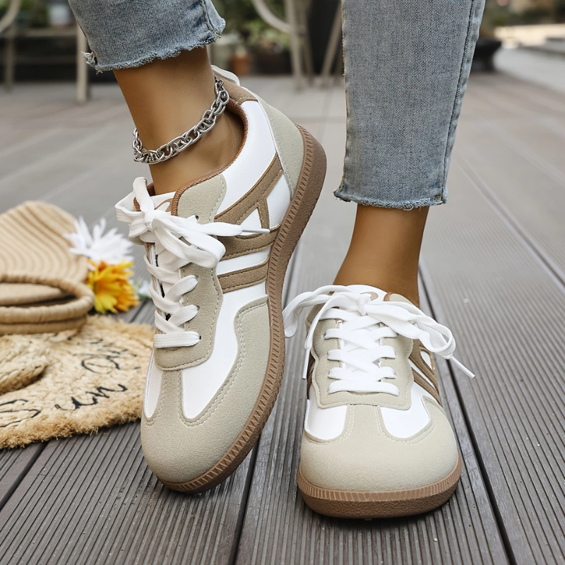 Marlowe | Women's Wide Fit Lace-Up Trainers