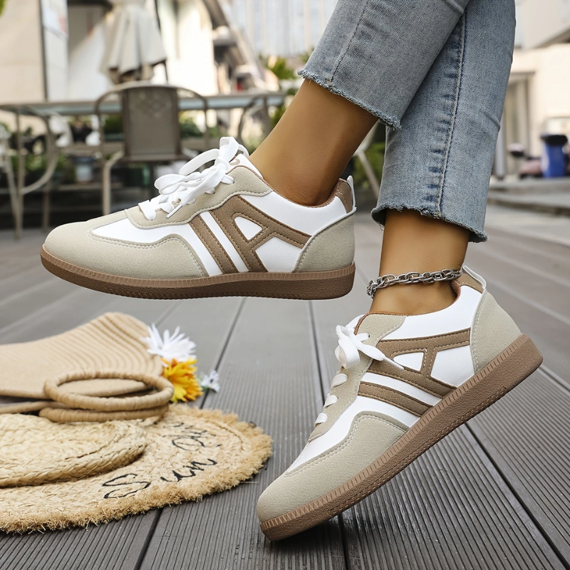 Marlowe | Women's Wide Fit Lace-Up Trainers