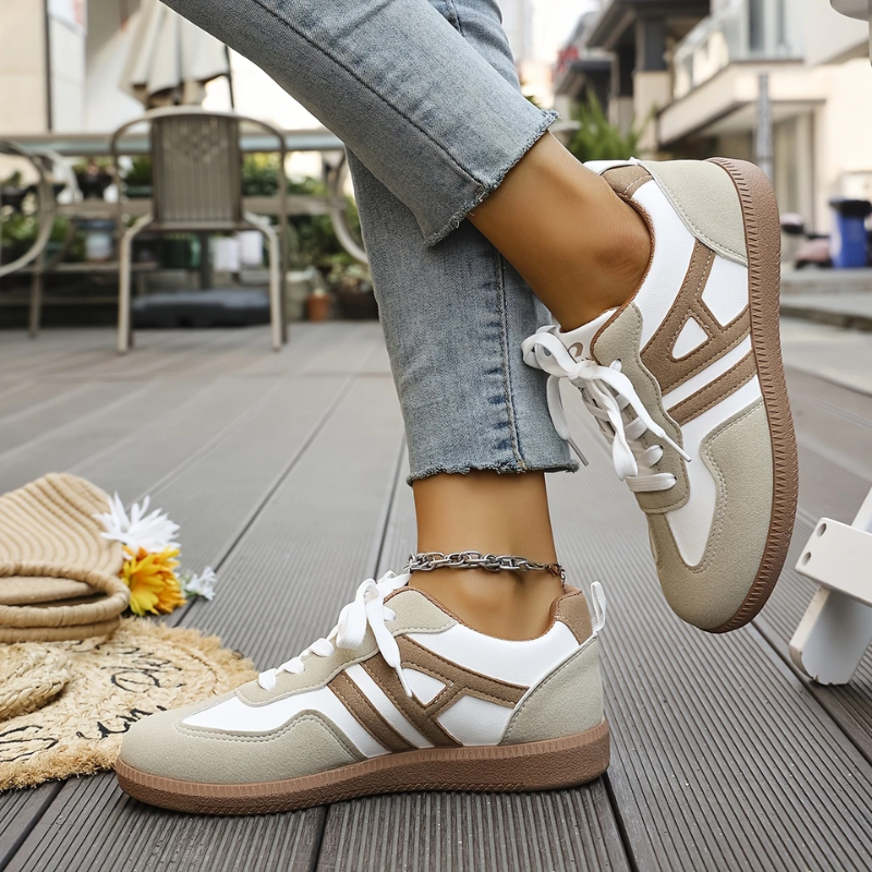 Marlowe | Women's Wide Fit Lace-Up Trainers