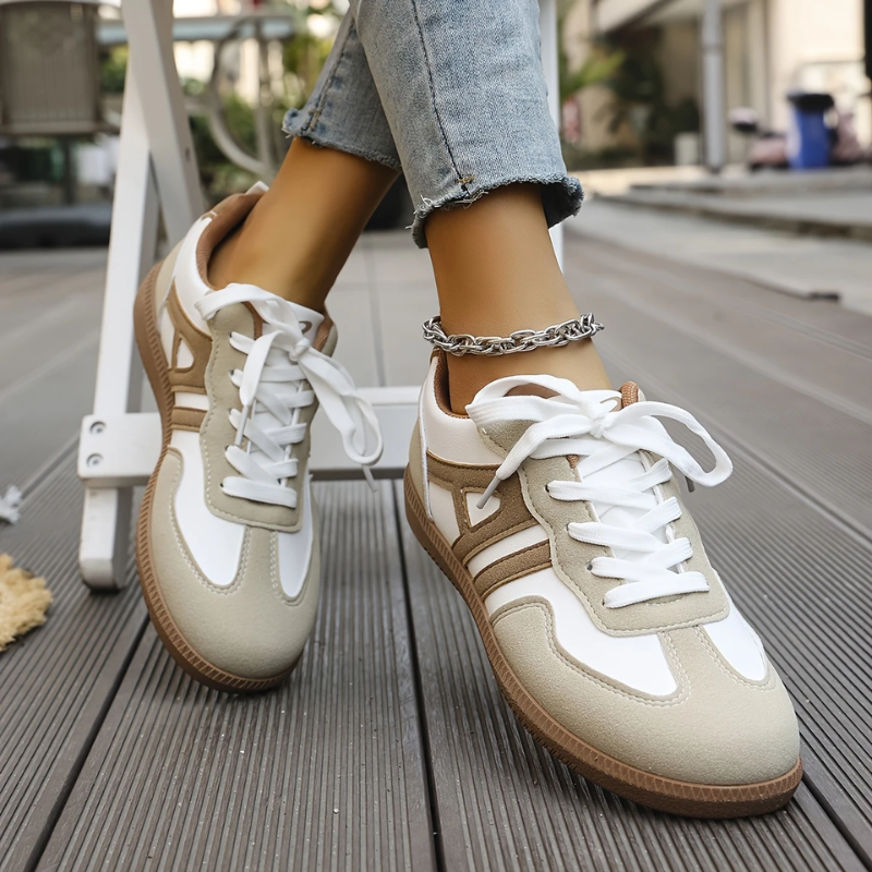 Marlowe | Women's Wide Fit Lace-Up Trainers