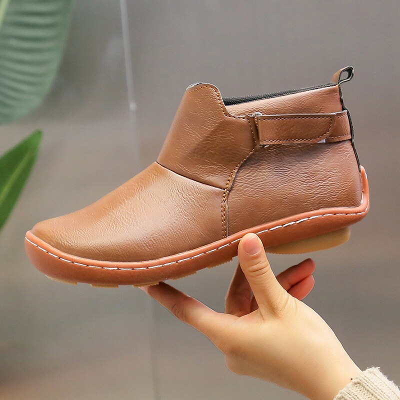 Nell | Women's Flat Leather Ankle Boots