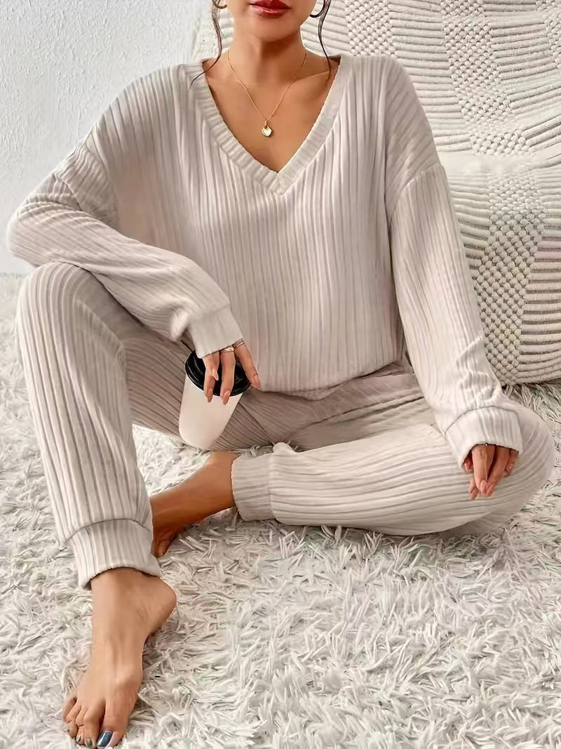 Theodosia | Women's Ribbed V-Neck Lounge Set